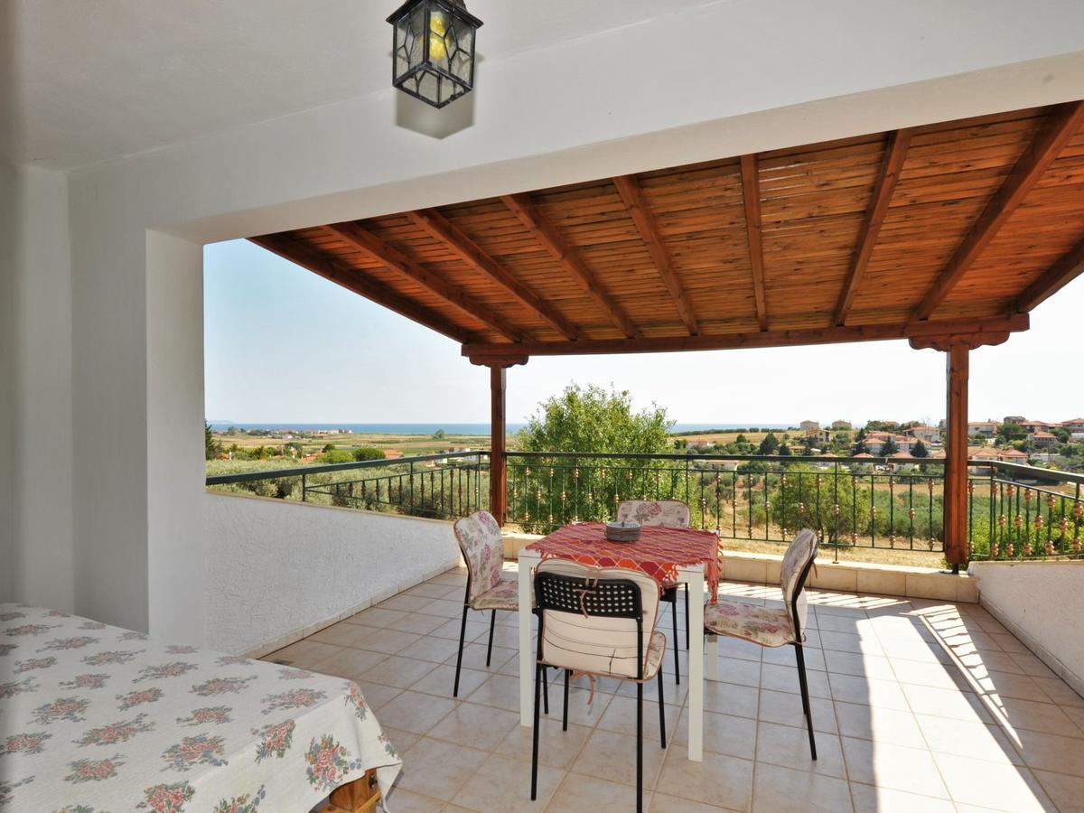 Alice Wonderland Home Nea Flogita Halkidiki Exterior photo