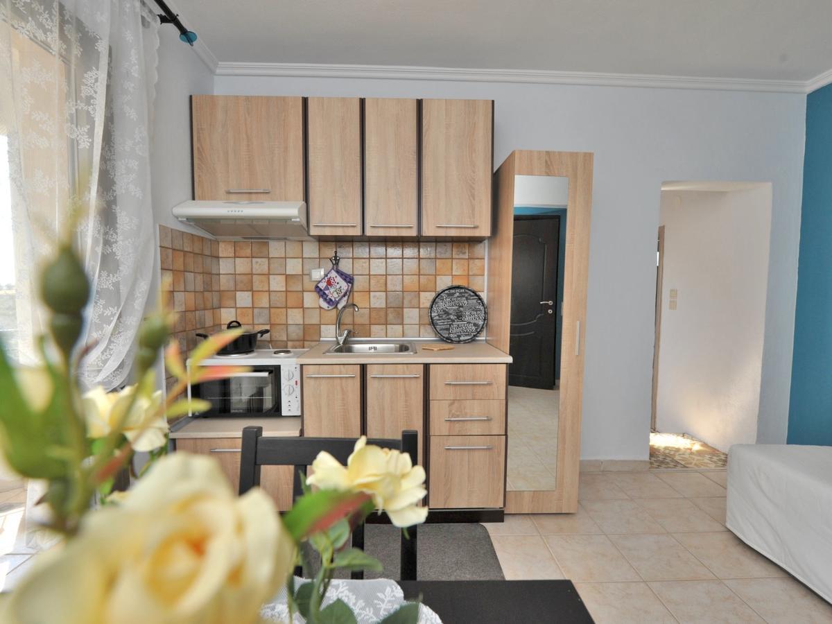 Alice Wonderland Home Nea Flogita Halkidiki Exterior photo