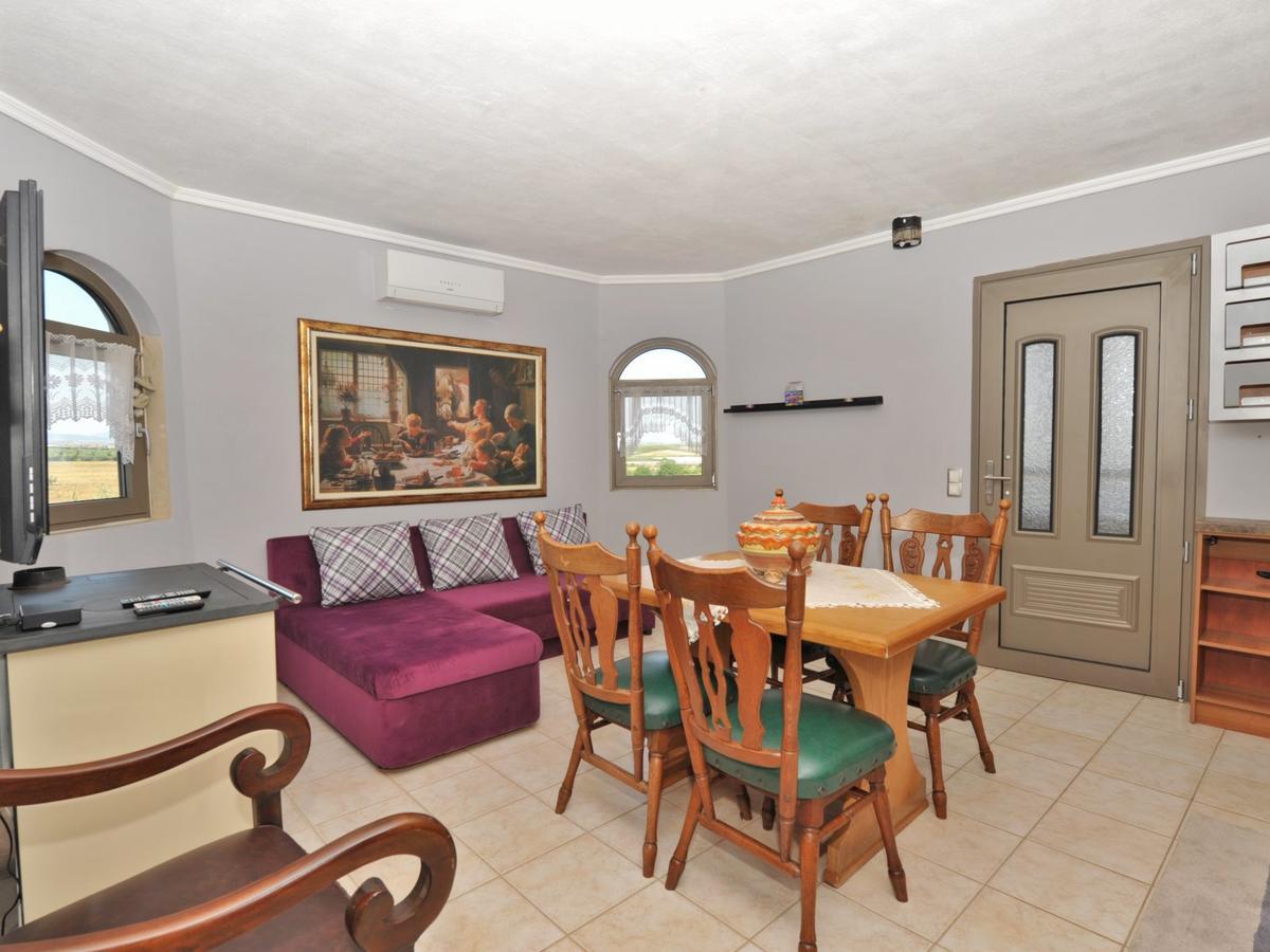Alice Wonderland Home Nea Flogita Halkidiki Exterior photo